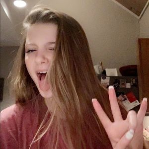 Meet your Posher, Larkin